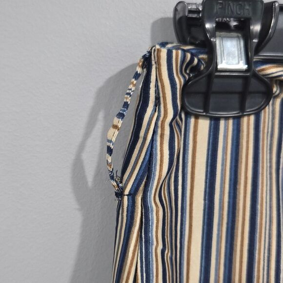 🐢 Tan Trend Wife leg flowy slacks imported from Spain. Size M - Picture 5 of 17